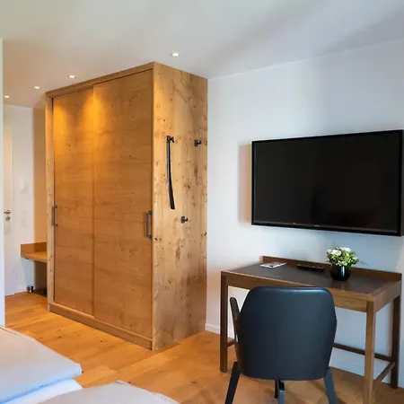 Guest house Doppelzimmer Mit Terrasse