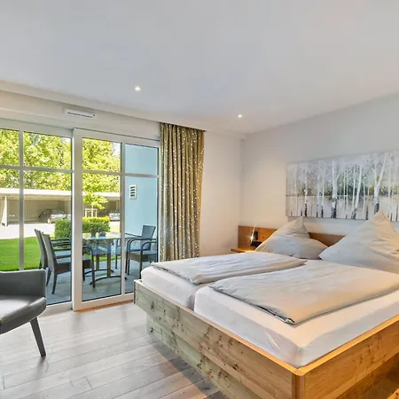 Doppelzimmer Mit Terrasse Konukevi